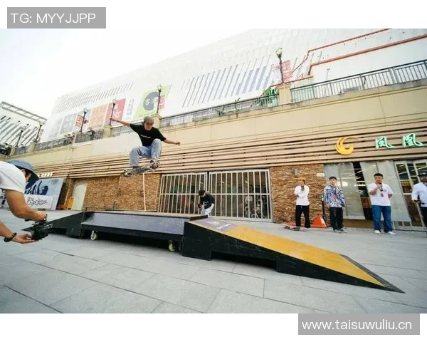 滑板文化的力量：探寻上海滑板队的训练与团队精神